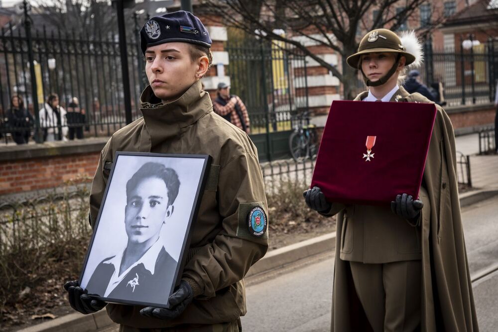 Uroczystości pogrzebowe trzech Żołnierzy Wyklętych w Krakowie. Fot. Agnieszka Masłowska (IPN)