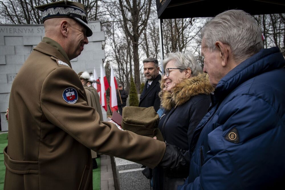 Uroczystości pogrzebowe trzech Żołnierzy Wyklętych w Krakowie. Fot. Agnieszka Masłowska (IPN)