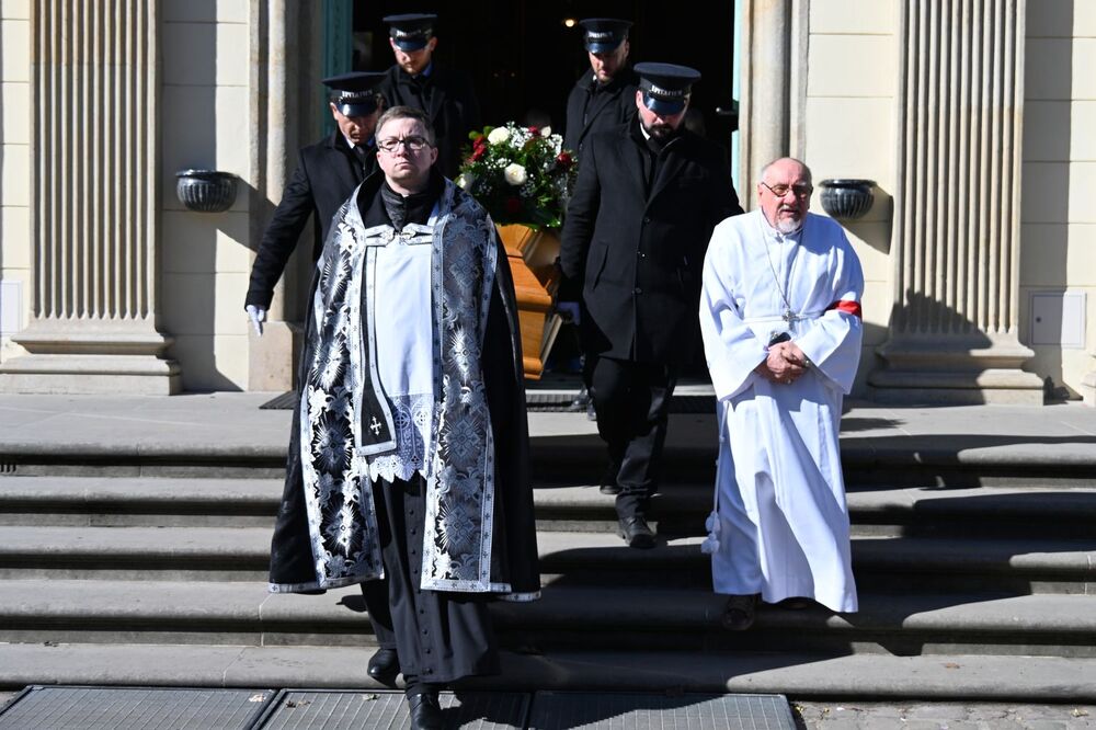Pogrzeb kpt. Stanisława Pazurkiewicza. Fot. Janusz Ślęzak (IPN)