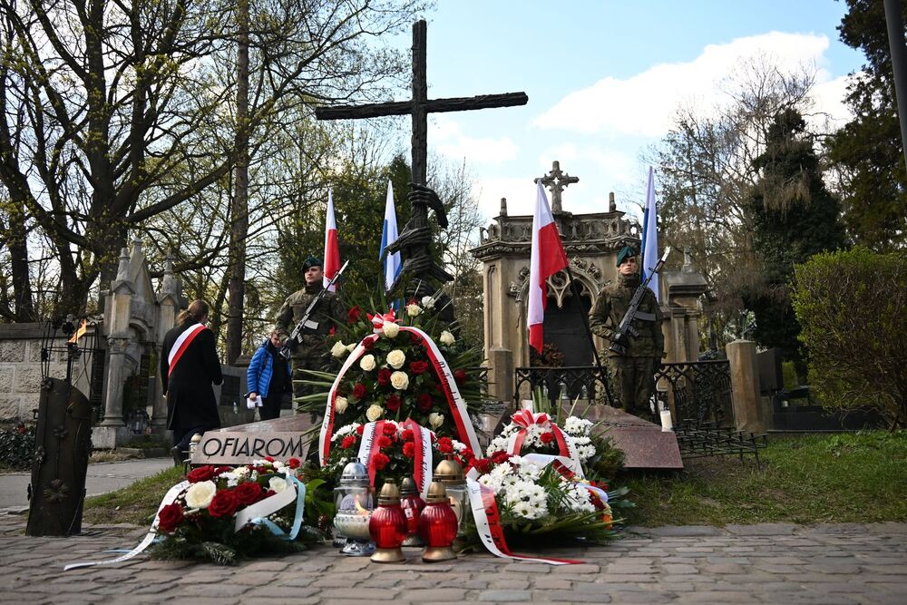 30. rocznica odsłonięcia Symbolicznej Mogiły Ofiar Komunizmu na cmentarzu Rakowickim. Fot. Janusz Ślęzak (IPN)