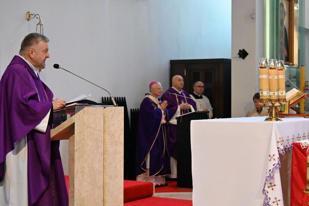 Otwarcie wystawy IPN o obronie Krzyża Nowohuckiego. Fot. Janusz Ślęzak (IPN)