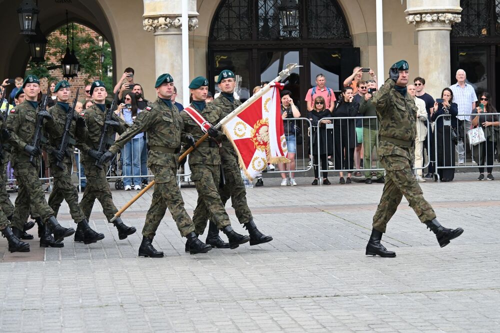 Święto Wojsk Lądowych w Krakowie. Fot. Janusz Ślęzak (IPN)