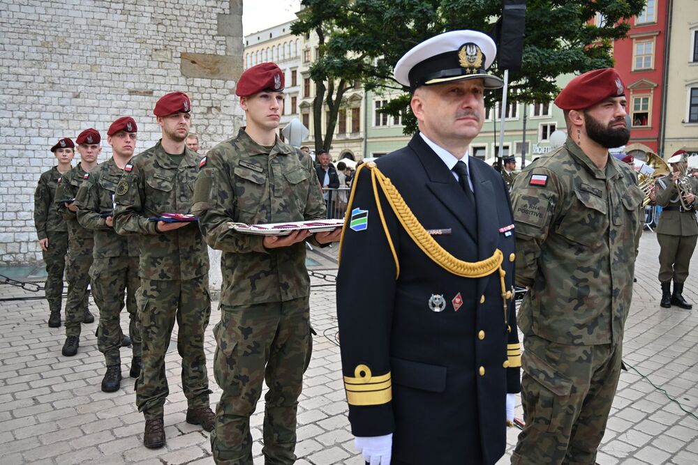 Święto Wojsk Lądowych w Krakowie. Fot. Janusz Ślęzak (IPN)