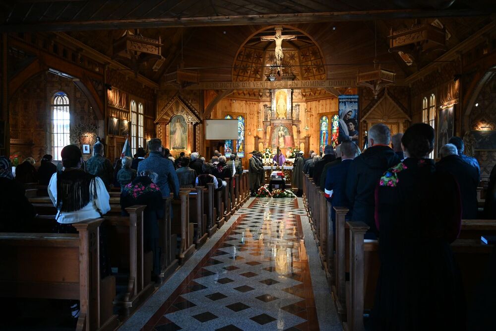 Uroczystości pogrzebowe Stanisława Klapera. Fot. Janusz Ślęzak (IPN)