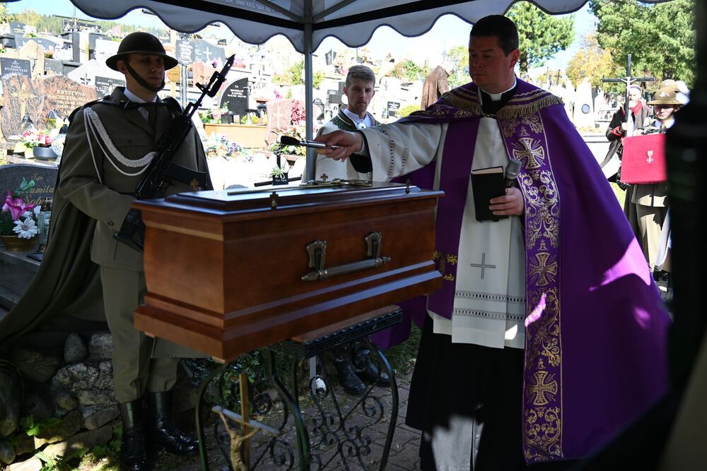 Uroczystości pogrzebowe Stanisława Klapera. Fot. Janusz Ślęzak (IPN)