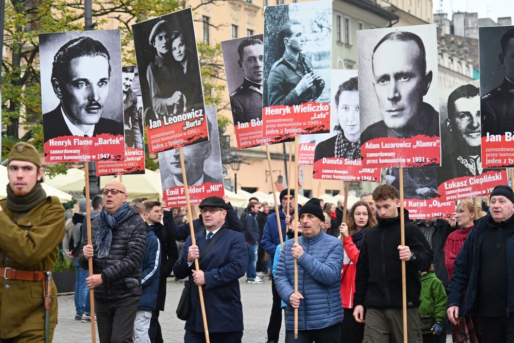 XII Krakowskie Zaduszki za Żołnierzy Wyklętych – Niezłomnych. Fot. Janusz Ślęzak (IPN)