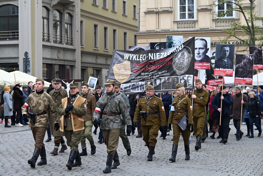 XII Krakowskie Zaduszki za Żołnierzy Wyklętych – Niezłomnych. Fot. Janusz Ślęzak (IPN)