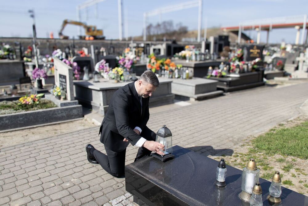 Cmentarz w Kozłowie koło Miechowa. Fot. Aneta Górecka-Zawartka (IPN)