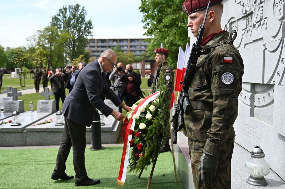 Uroczystości pogrzebowe Władysława Tarkowskiego. Fot. Janusz Ślęzak (IPN)