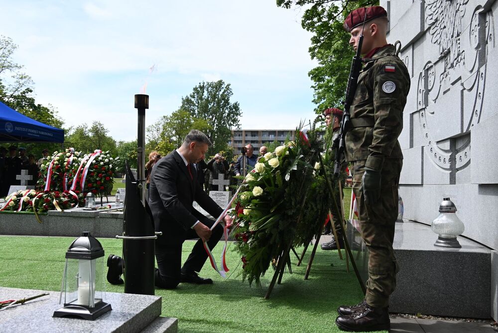 Uroczystości pogrzebowe Władysława Tarkowskiego. Fot. Janusz Ślęzak (IPN)