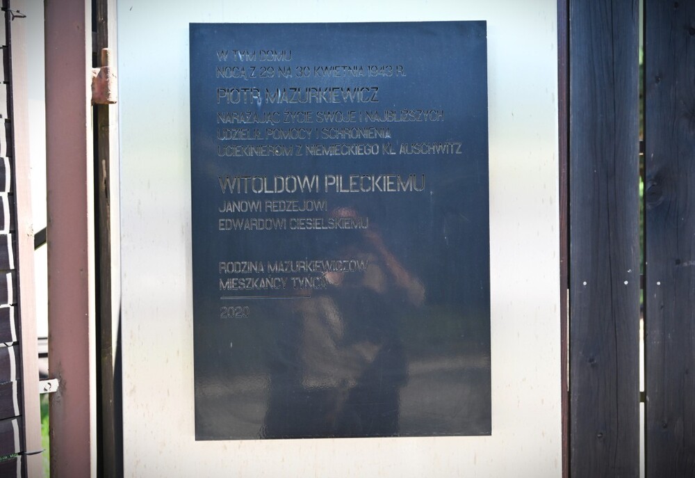 Znicze pamięci w 78. rocznicę śmierci rtm. Witolda Pileckiego. Fot. Żaneta Wierzgacz (IPN)