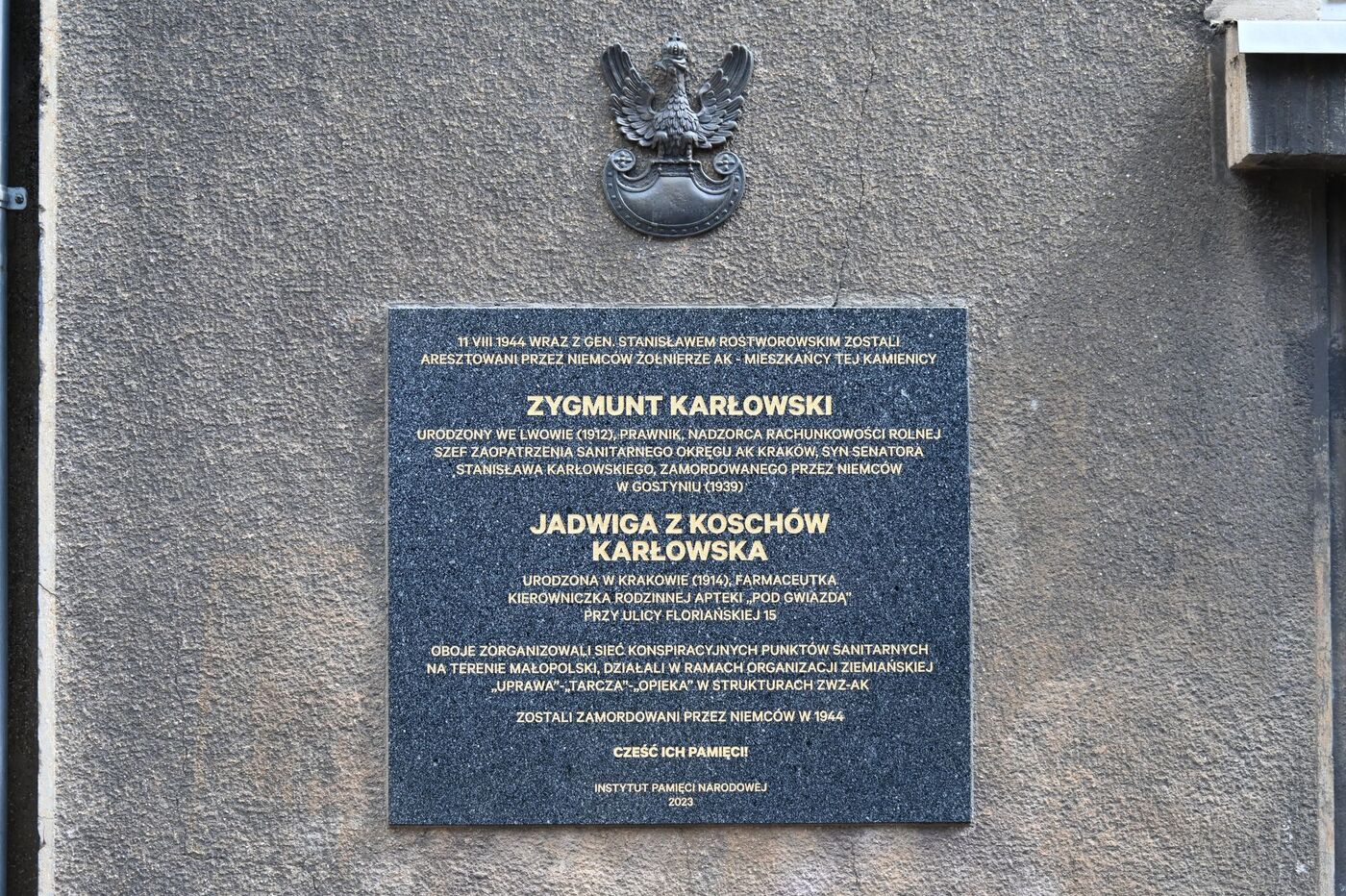 Kraków. 82. rocznica śmierci gen. Stanisława Rostworowskiego oraz Jadwigi i Zygmunta Karłowskich. Fot. Janusz Ślęzak (IPN)