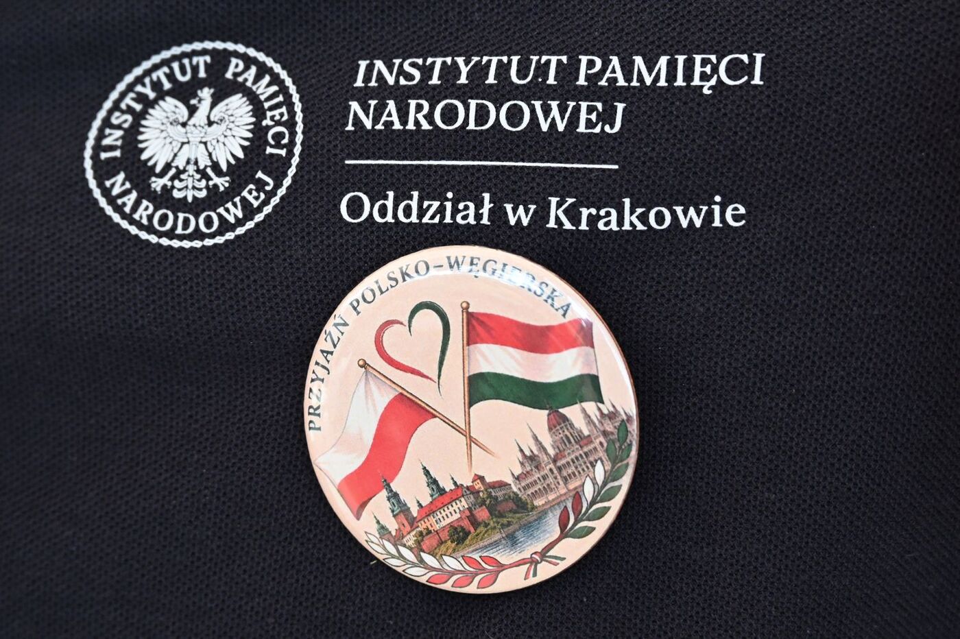 Ekipa krakowskiego oddziału IPN w Balatonboglár na Węgrzech. Fot. Janusz Ślęzak (IPN)