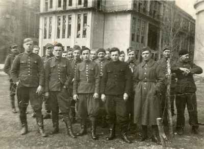 Polscy żołnierze internowani na Węgrzech (Magyarovar, II 1940). Fot. ze zbiorów R. Dyrcza