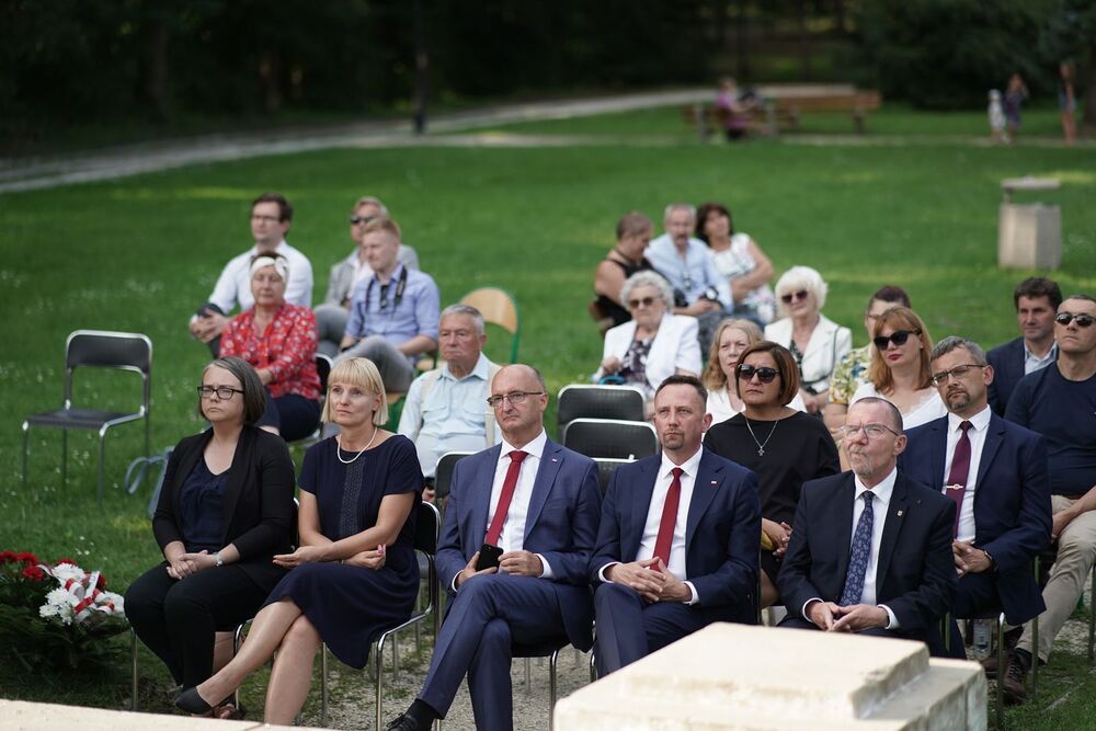 W Nagłowicach upamiętniono Pawła Jasienicę. Fot. Michał Zawisza (IPN)