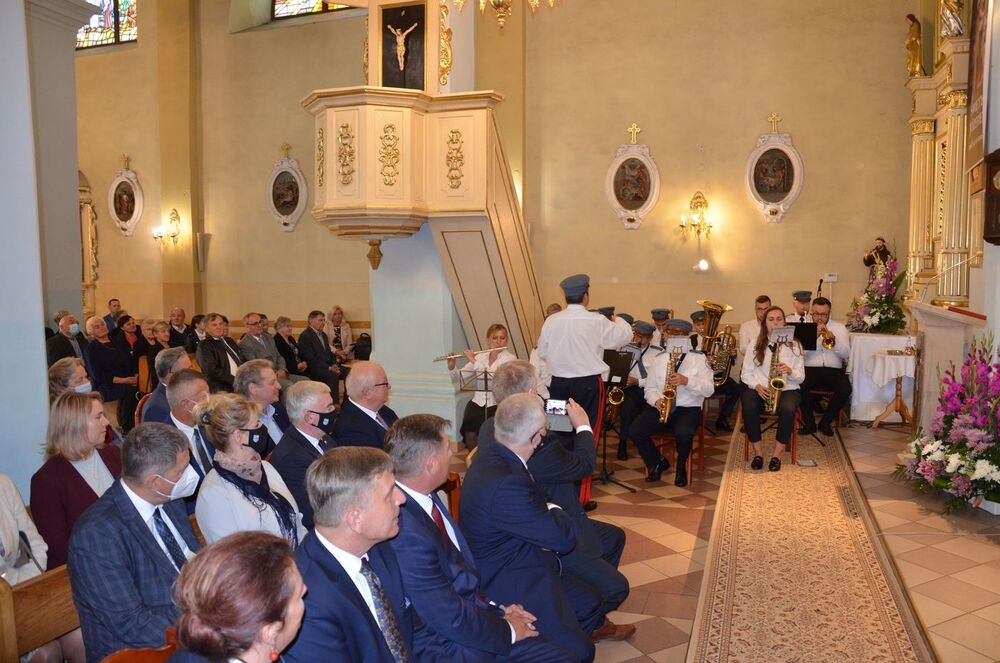 Uroczystości w Mircu, w 45. rocznicę śmierci ks. Romana Kotlarza. Fot. Katarzyna Pronobis (IPN)