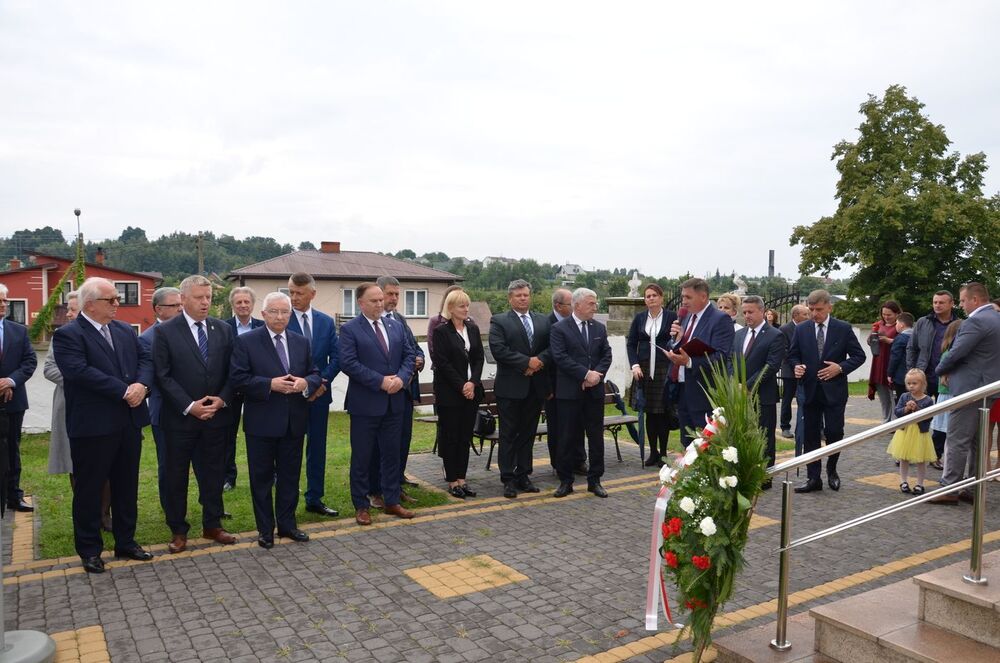 Uroczystości w Mircu, w 45. rocznicę śmierci ks. Romana Kotlarza. Fot. Katarzyna Pronobis (IPN)