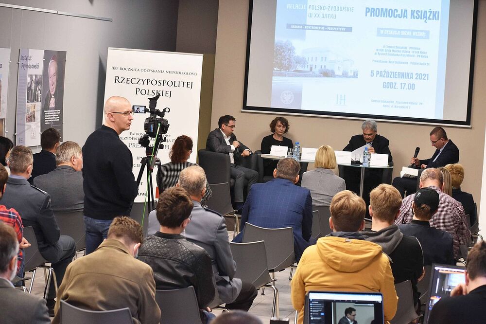 Dyskusja na Przystanku Historia w Kielcach. Fot. Katarzyna Pronobis (IPN)