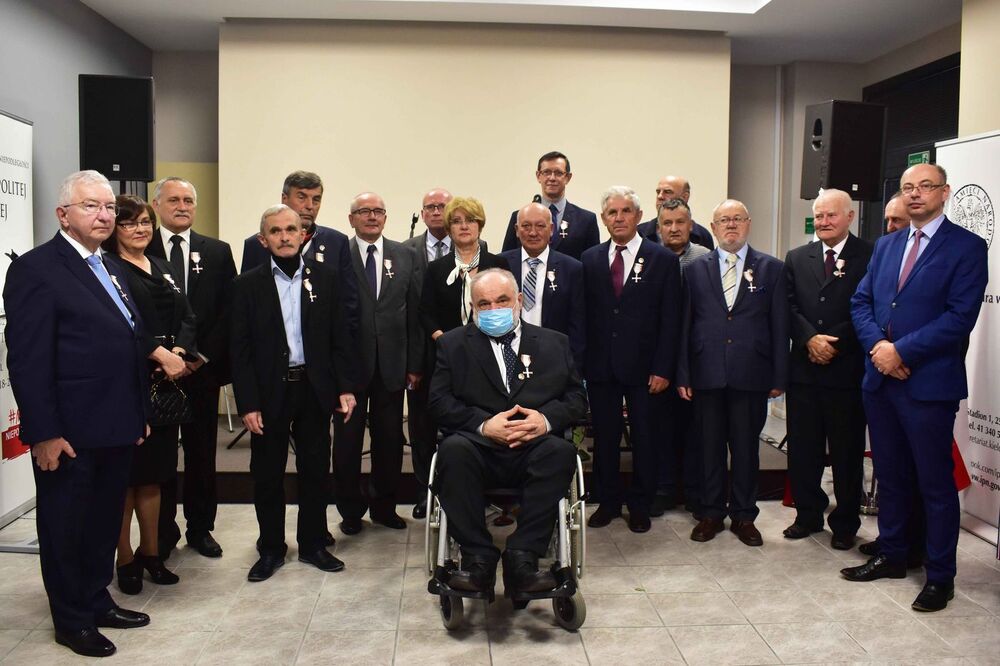 Uroczystość wręczenia Krzyży Wolności i Solidarności w Kielcach. Fot. Katarzyna Pronobis (IPN)