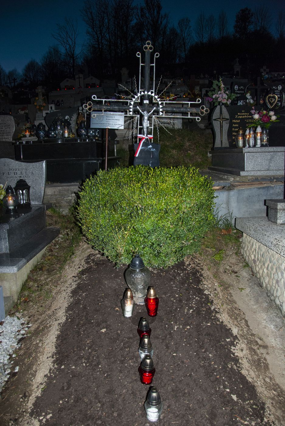 Krakowski IPN remontuje groby weteranów walk o niepodległość Polski. Fot. IPN