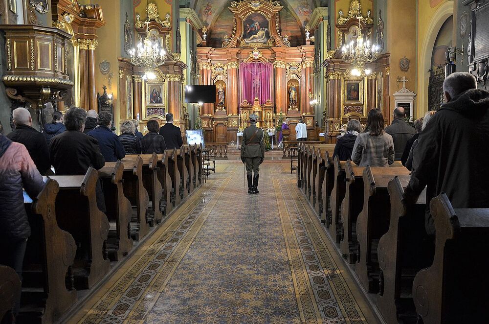 Msza święta za duszę śp. Janusza Kurtyki. Fot. Janusz Ślęzak (IPN)