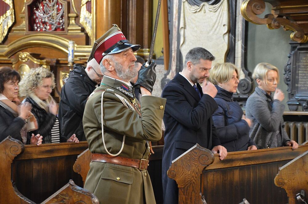 Msza święta za duszę śp. Janusza Kurtyki. Fot. Janusz Ślęzak (IPN)