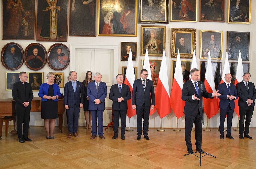 Order Orła Białego dla Adama Macedońskiego. Fot. Janusz Ślęzak (IPN)