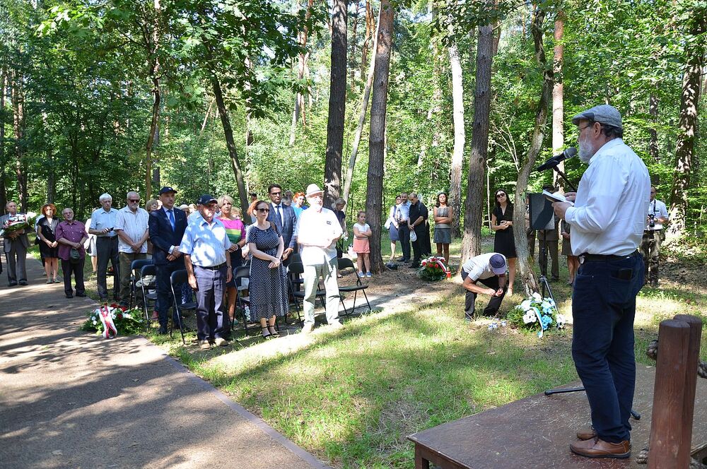W Niepołomicach uczczono pamięć Żydów – ofiar niemieckiej Akcji Reinhardt. Fot. Janusz Ślęzak (IPN)