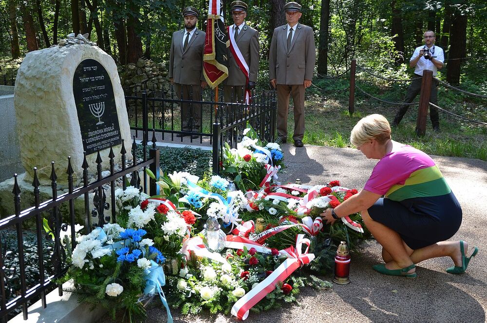 W Niepołomicach uczczono pamięć Żydów – ofiar niemieckiej Akcji Reinhardt. Fot. Janusz Ślęzak (IPN)