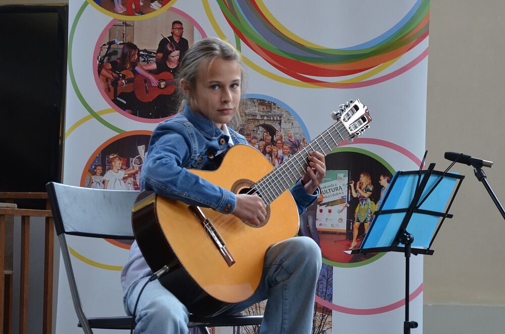 W Dąbrowie Tarnowskiej uczczono pamięć żydowskiej społeczności miasta. Fot. Janusz Ślęzak (IPN)