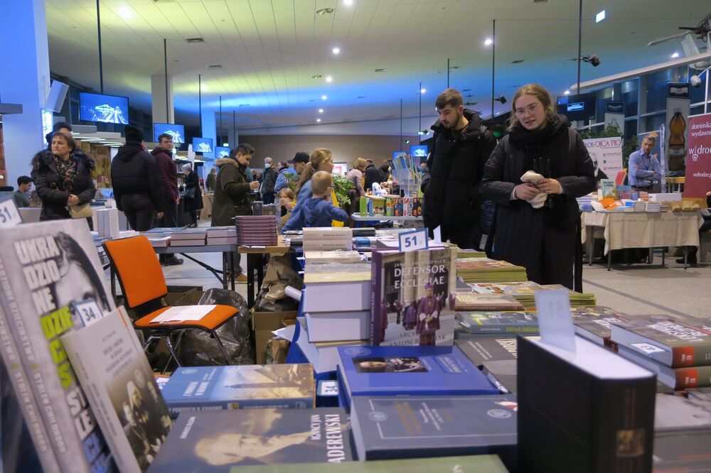 Wydawnictwo IPN na 5. Sądeckich Targach Książki w Krynicy. Fot. IPN