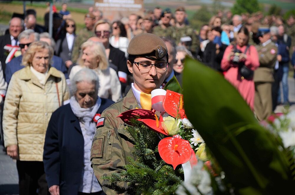 W Wierzbnie złożono hołd gen. Okulickiemu i cichociemnym. Fot. Janusz Ślęzak (IPN)