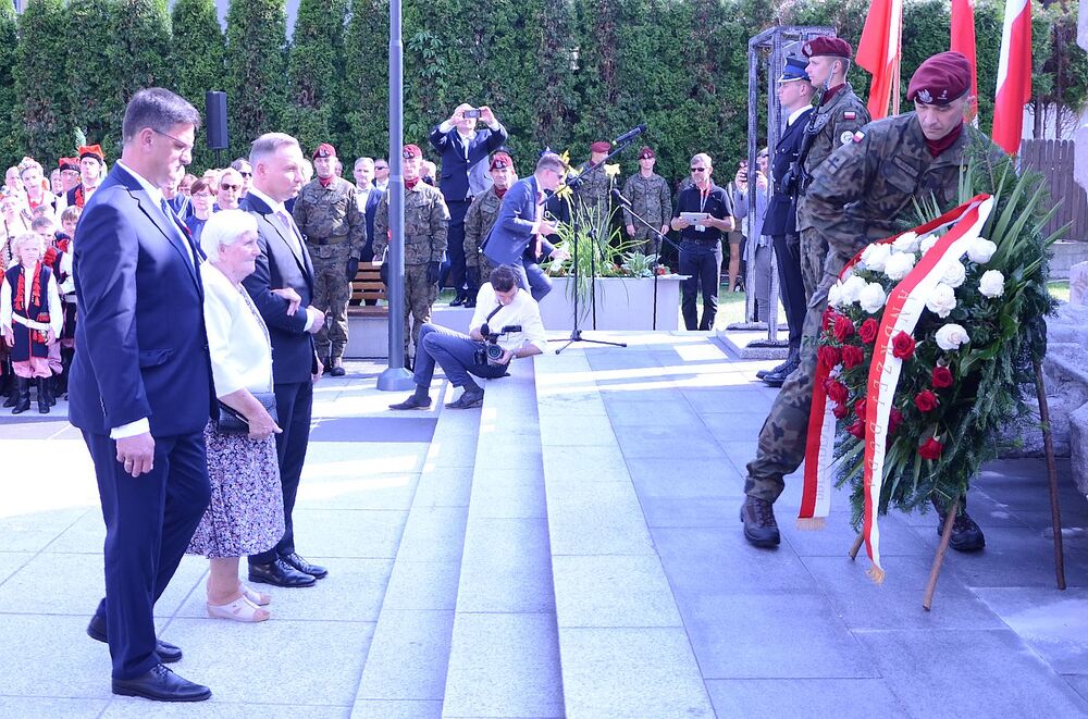 Uroczystości w Sułkowicach w związku z 80. rocznicą niemieckiej pacyfikacji miejscowości. Fot. Janusz Ślęzak (IPN)