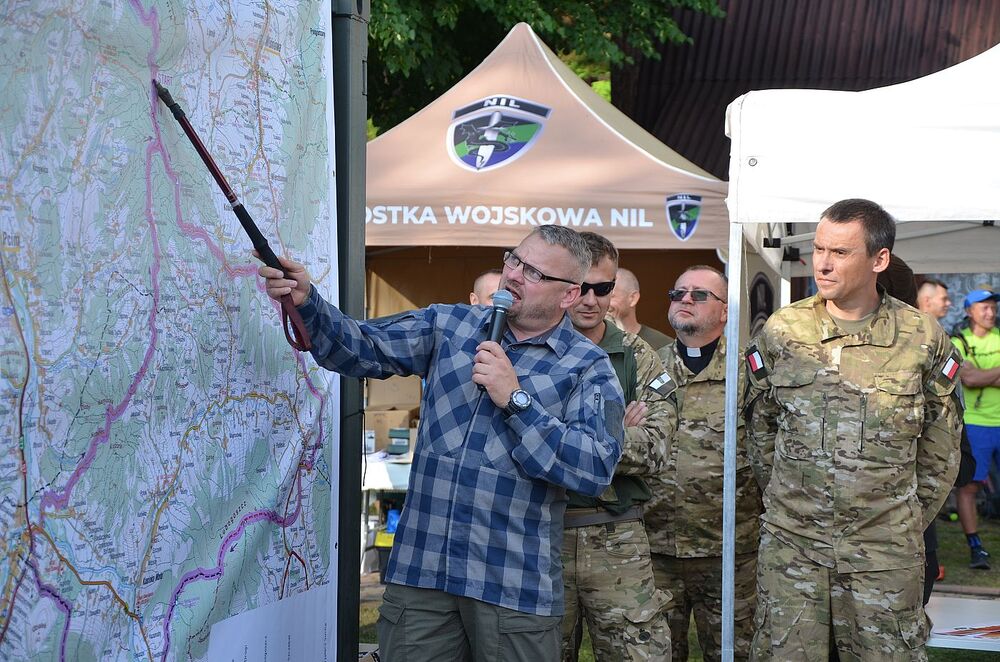 XII nocny marsz śladami gen. Nila. Fot. Janusz Ślęzak (IPN)
