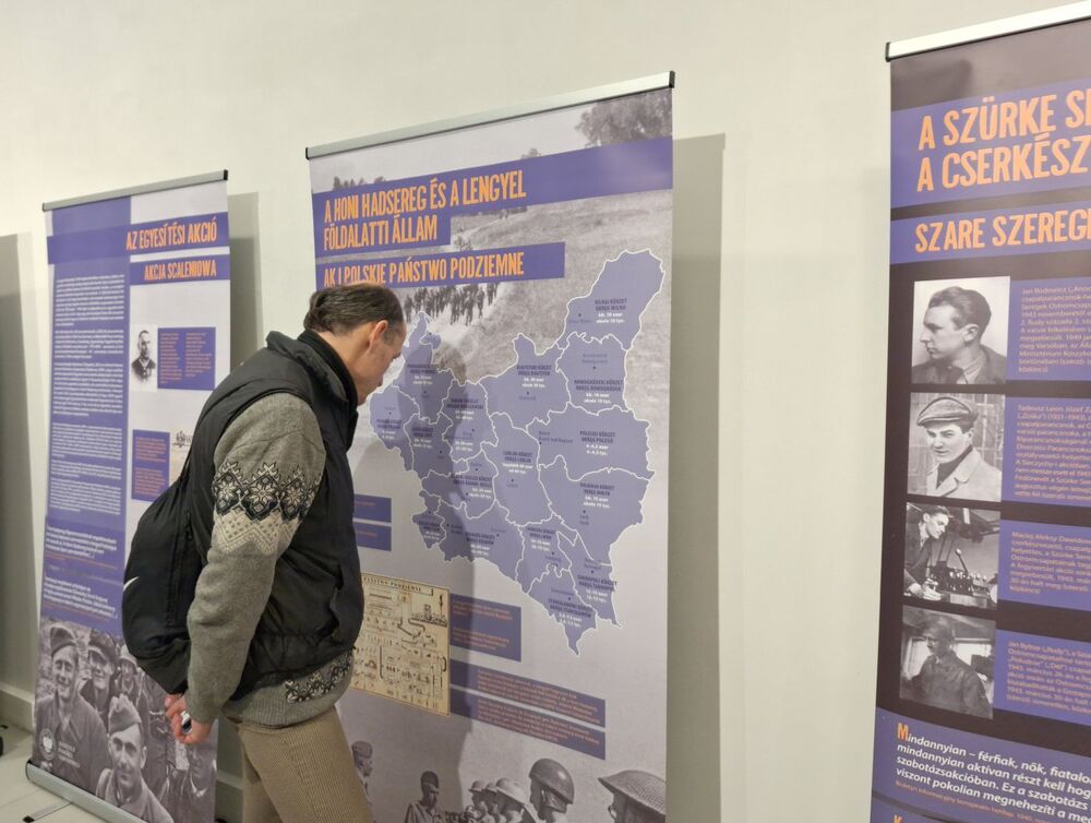 Instytut Polski w Budapeszcie. Wystawa „Armia Krajowa”. Fot. Janusz Ślęzak (IPN)