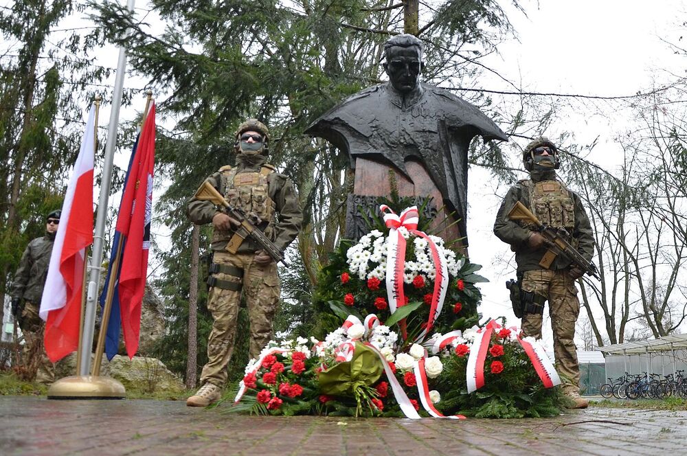 Uroczystość w JW NIL w Krakowie. Fot. Janusz Ślęzak (IPN)