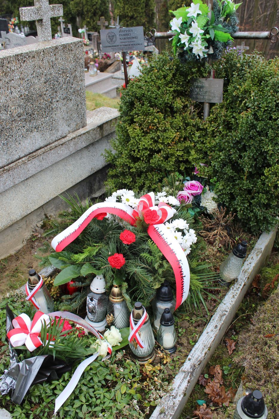 Jachówka. Grób Franciszka Dudonia, partyzanta podziemia niepodległościowego. Fot. Maria Konieczna (IPN)