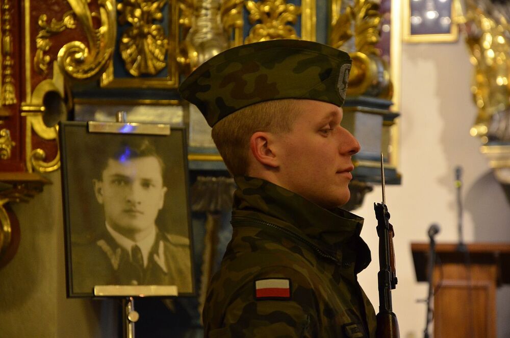 Uroczystości pogrzebowe Józefa Orkisza „Lotnego”. Fot. Janusz Ślęzak (IPN)