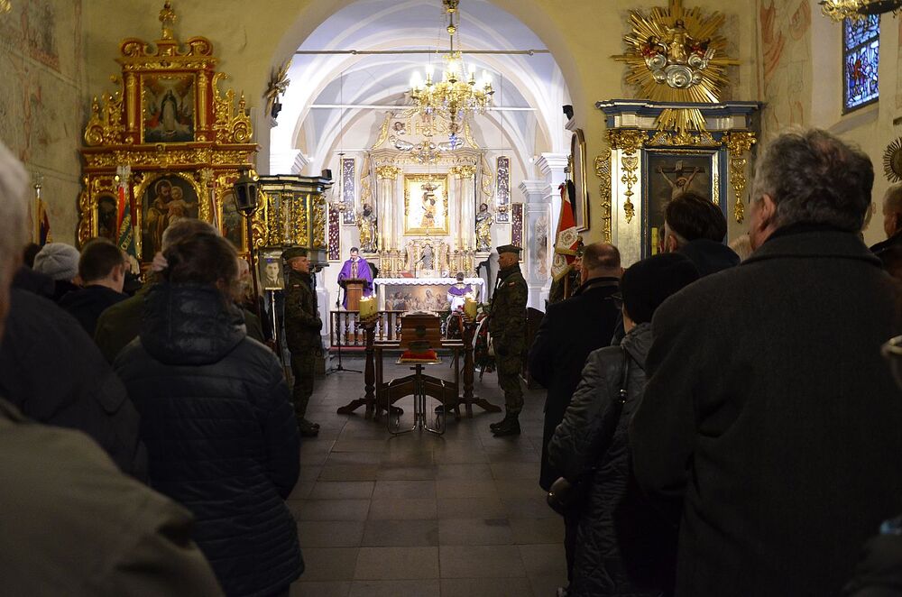 Uroczystości pogrzebowe Józefa Orkisza „Lotnego”. Fot. Janusz Ślęzak (IPN)