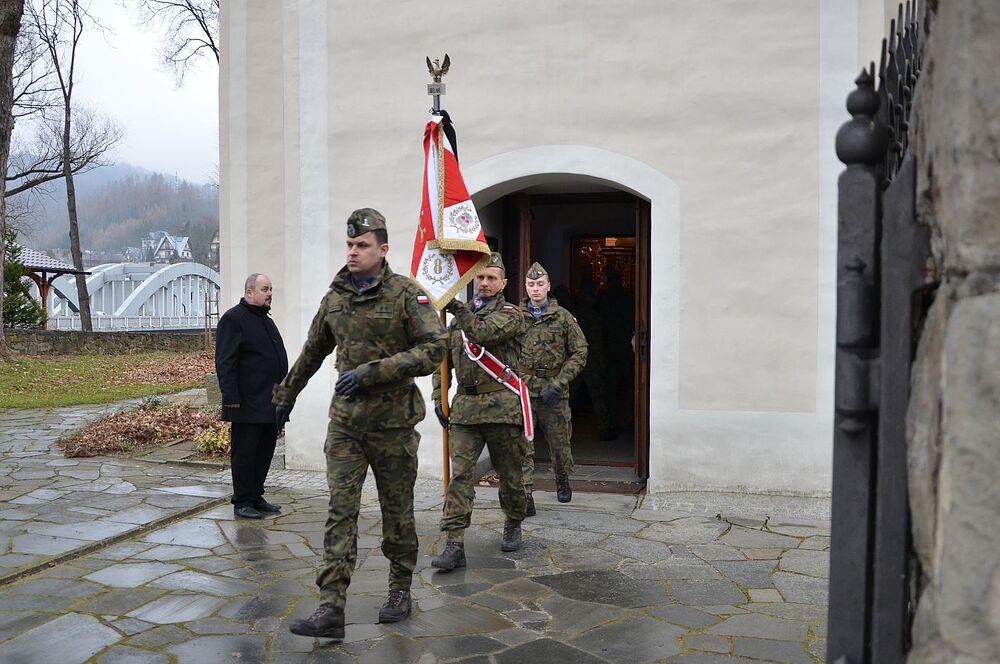 Uroczystości pogrzebowe Józefa Orkisza „Lotnego”. Fot. Janusz Ślęzak (IPN)