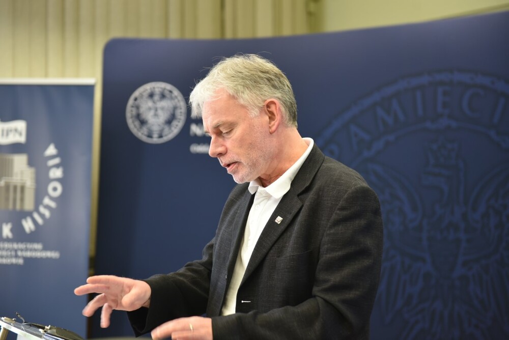 Przekazanie dokumentów 116 pp AK do Archiwum IPN w Krakowie. Fot. Żaneta Wierzgacz (IPN)