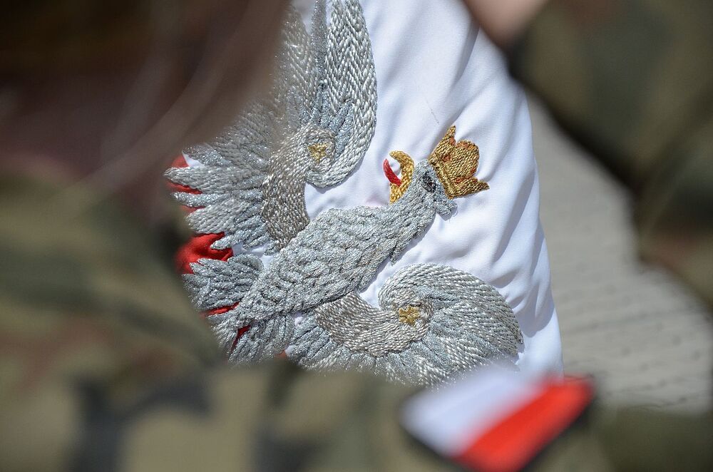 W Makocicach odsłonięto tablicę upamiętniającą zrzut cichociemnych. Fot. Janusz Ślęzak (IPN)