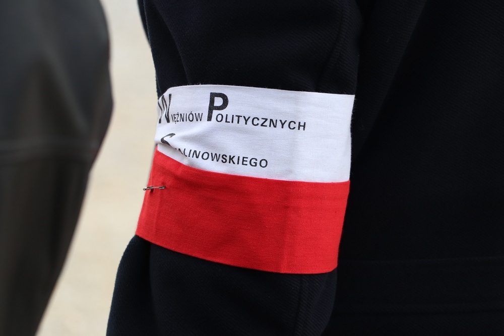 Uroczystości pogrzebowe 8 nieznanych żołnierzy Wielkopolskiej Samodzielnej Grupy Ochotniczej „WARTA” - Odolanów 12.10.2021 r.