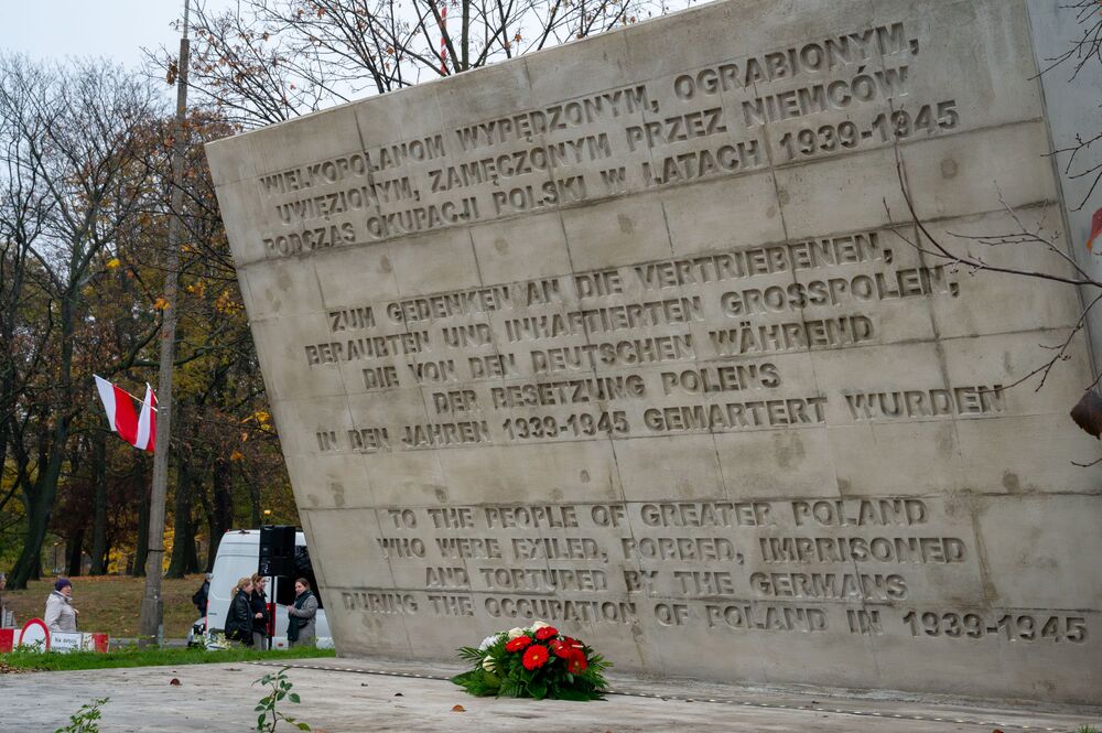Odsłonięcie Pomnika Wypędzonych Wielkopolan. Fot. Urząd Miasta Poznania