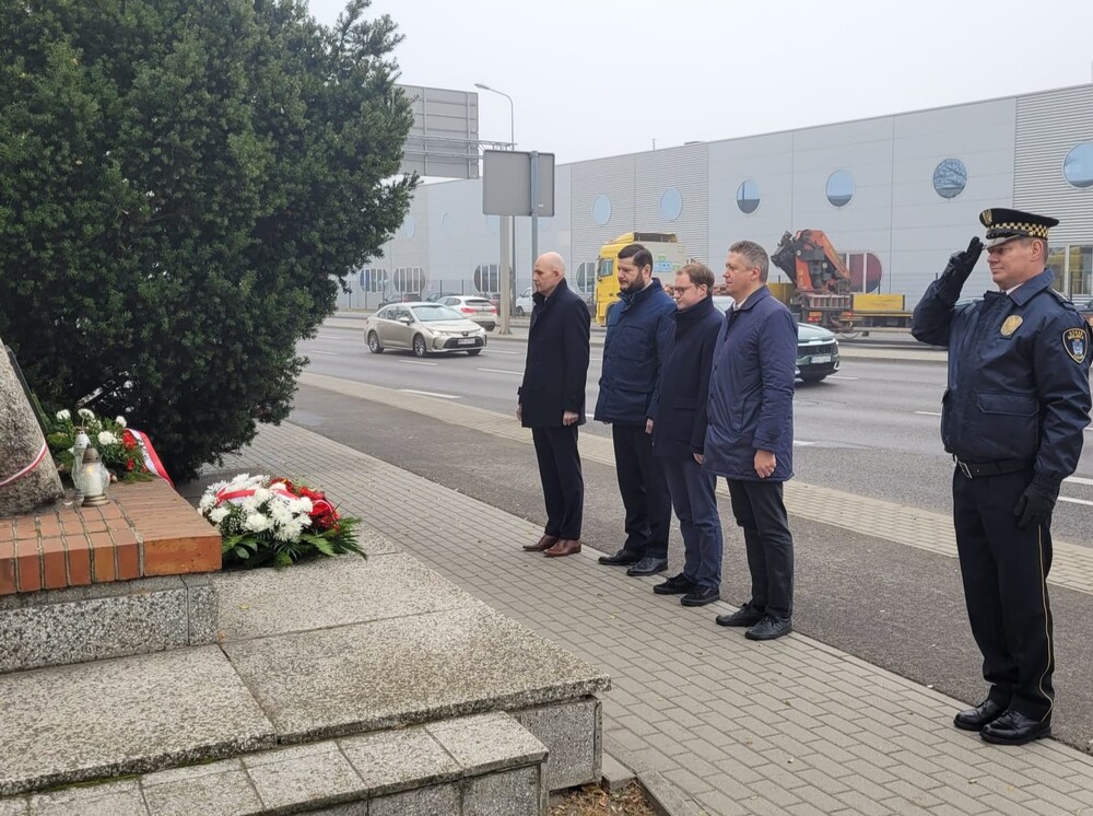 Upamiętnienie w miejscu lokalizacji Lager Glowna. Fot. Wojciech Chałupka (IPN)