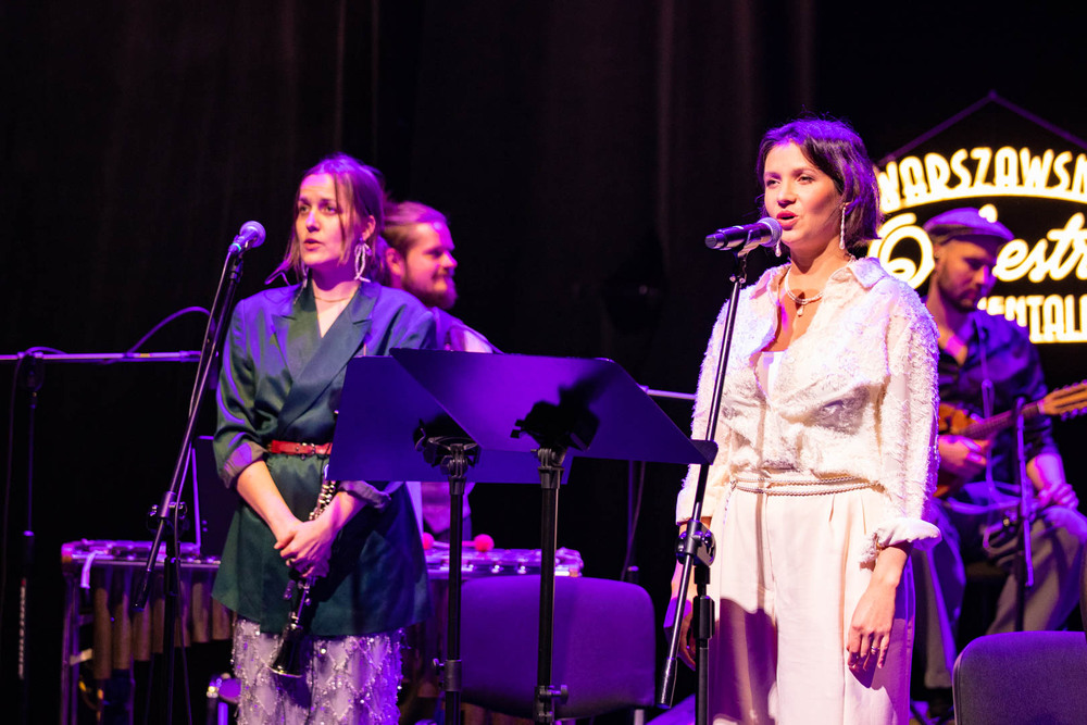 Koncert kolęd w wykonaniu Warszawskiej Orkiestry Sentymentalnej i Orkiestry Świętego Marcina. Fot. Jakub Krzyżanowski