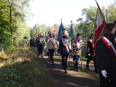 III Marsz Pamięci w Lasach Palędzko-Zakrzewskich