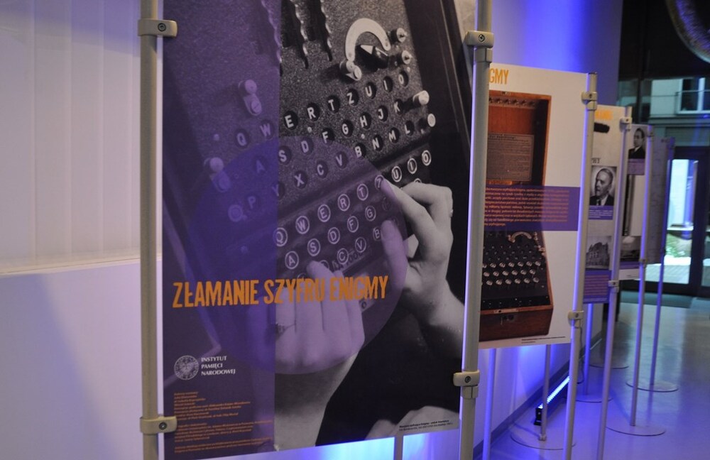 Fragment wystawy „Złamanie szyfru Enigmy”. Fot. Tomasz Cieślak