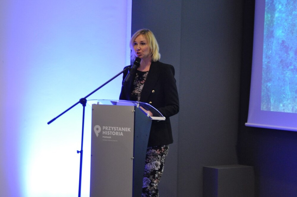 Naczelnik OBEN Marta Szczesiak-Ślusarek rozpoczyna wydarzenie. Fot. Tomasz Cieślak