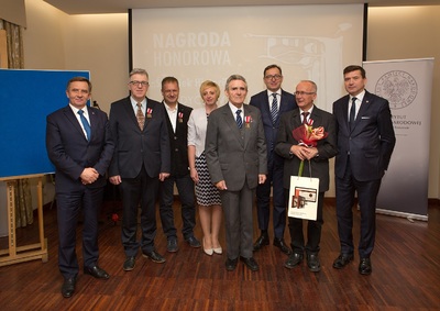 Laureaci VII edycji Nagrody Honorowej Świadek Historii odznaczeni przez prezesa IPN.